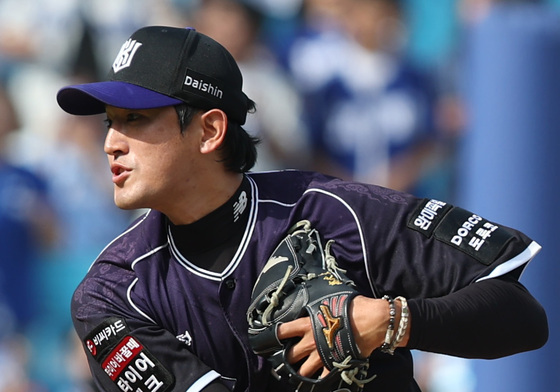 역투하는 고영표