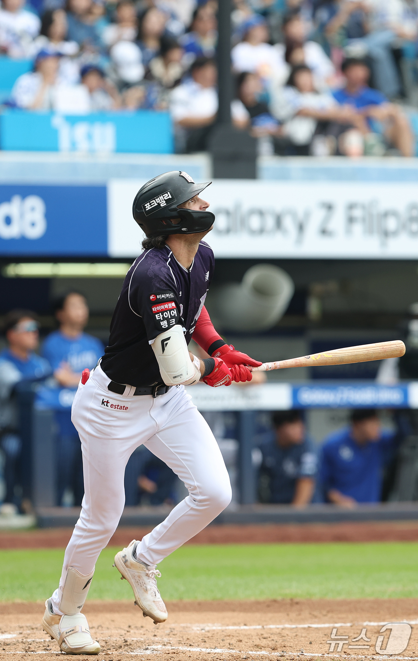 (대구=뉴스1) 공정식 기자 = 11일 오후 대구 삼성 라이온즈파크에서 열린 프로야구 '2026 신한SOL KBO리그' KT 위즈와 삼성 라이온즈의 경기, 4회초 2사 1,2루 상 …