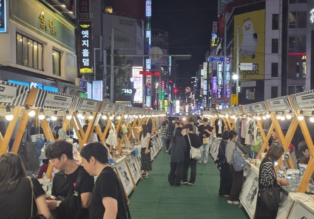"中企 제품 판촉에 문화공연 더했다"…중진공, 부산서 '상생페스타'