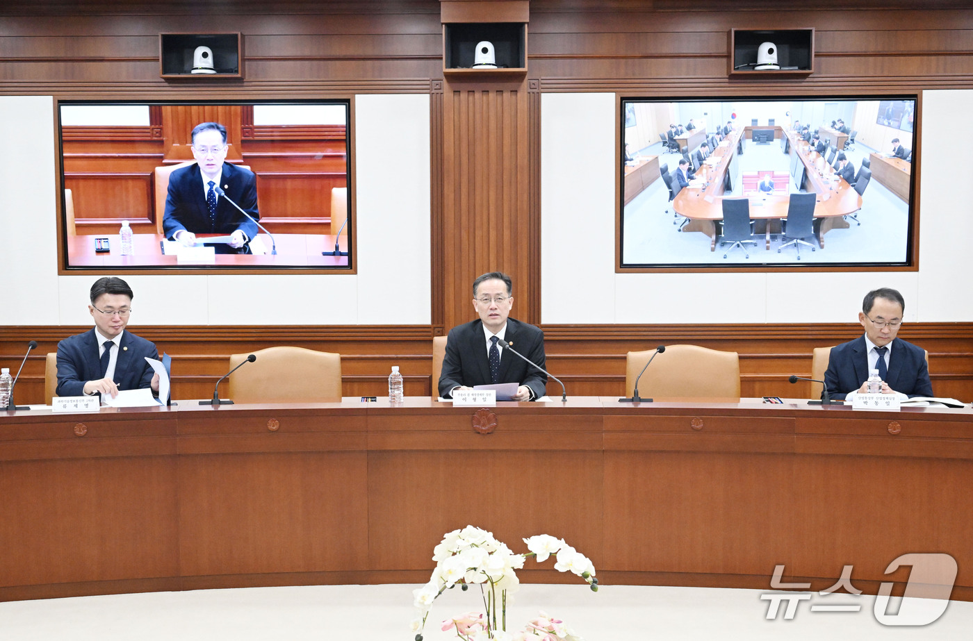 (서울=뉴스1) = 이형일 부총리 겸 재정경제부 장관이 12일 서울 종로구 정부서울청사에서 열린 공급망안정화위원회를 주재하고 있다. (재정경제부 제공. 재판매 및 DB 금지) 20 …