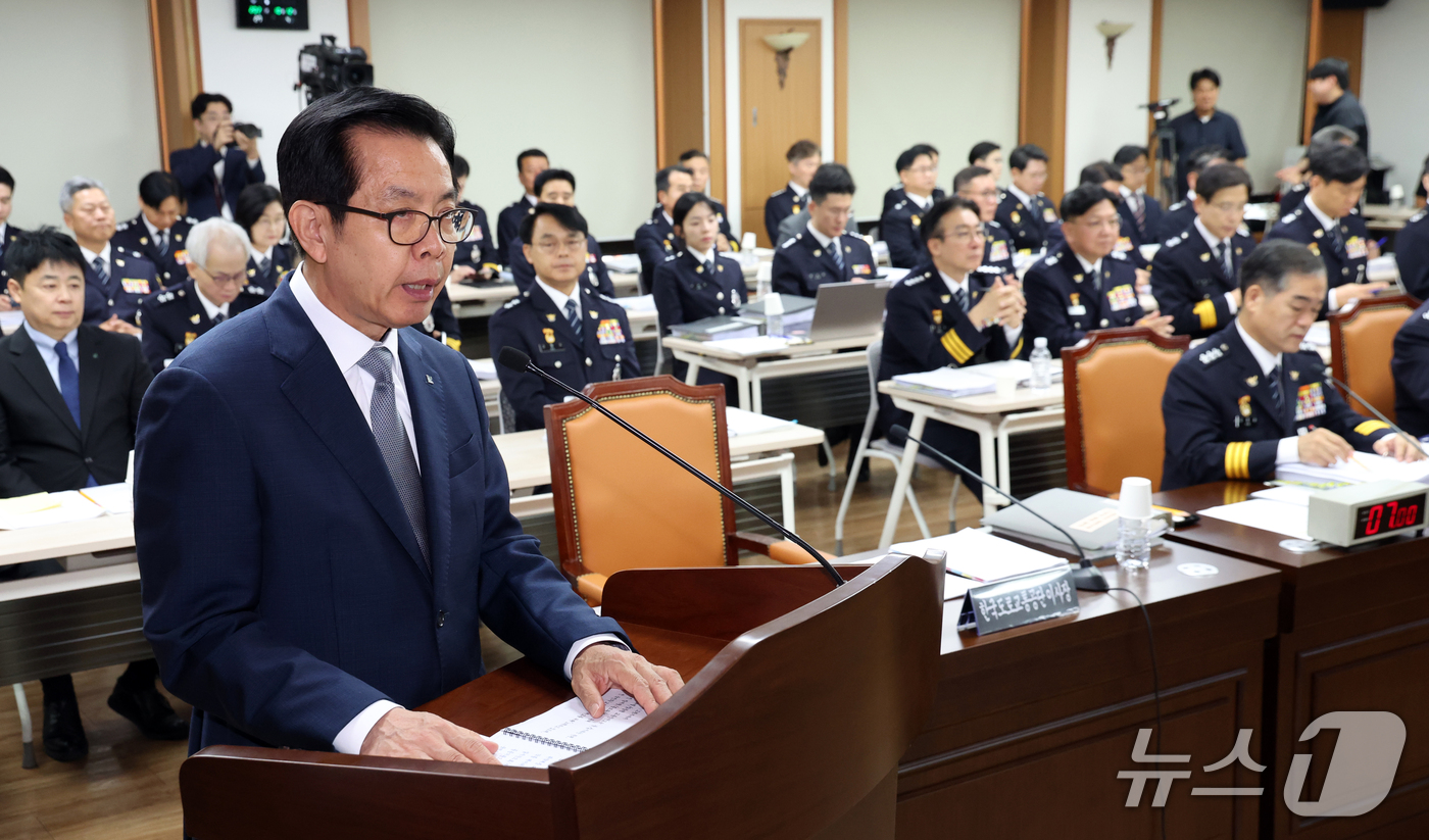 (서울=뉴스1) 김명섭 기자 = 김희중 한국도로교통공단이사장이 12일 서울 서대문구 경찰청에서 열린 국정감사에서 인사말을 하고 있다. 2026.10.12/뉴스1