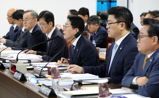 황종우 해수장관 "해양사고 대책 전면 개편…비상 풀림 장치 지원·규제 철폐"