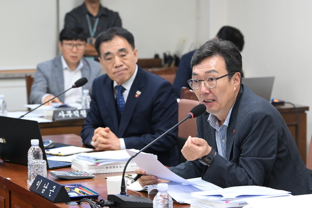 제주 제2공항 갈등조정기구 운영방식 '오락가락'…"혼란드려 죄송"