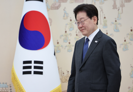 李대통령 "전장 달라진 만큼 장교 양성 방식도 달라져야"