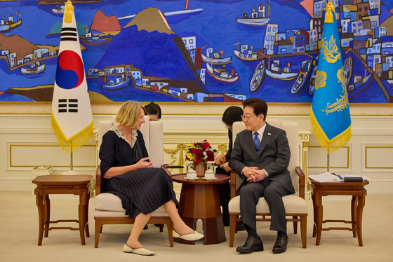 이재명 대통령, 주한슬로베니아대사와 환담