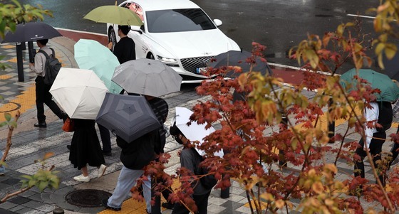 창원·거제 호우주의보 해제…늦은 오후까지 비