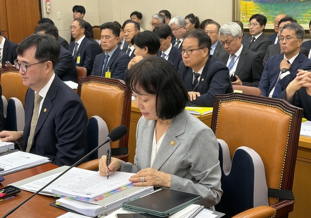 송경희 "조사 비협조엔 이행강제금…증거은닉엔 과징금 추진"