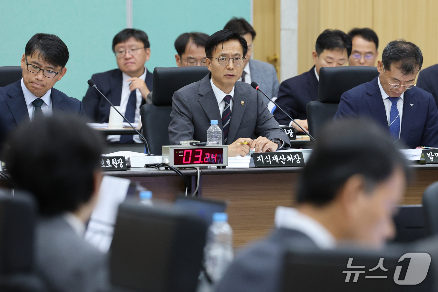 (대전=뉴스1) 김기태 기자 = 김용선 지식재산처장이 13일 오전 정부대전청사에서 열린 국회 산업통상자원중소벤처기업위원회의 지식재산처에 대한 국정감사에서 답변하고 있다. 2026. …