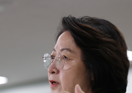 [국감] 국감장서 의원 질의에 답하는 추미애 경기도지사