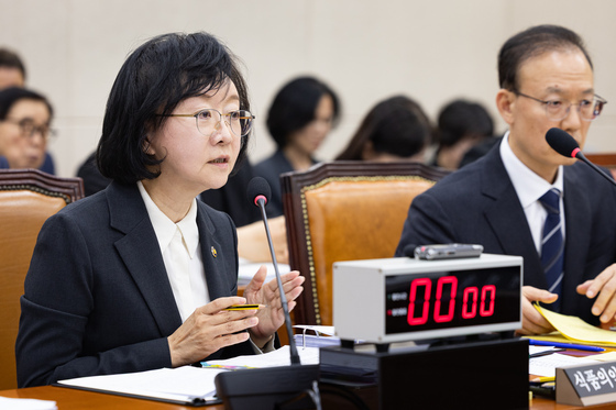 오유경 "식약처 신뢰는 대한민국 바이오 신뢰…회복 방안 고민"