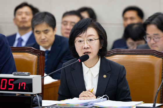 오유경 "먹는 알부민과 전쟁…부당광고 집중 단속"