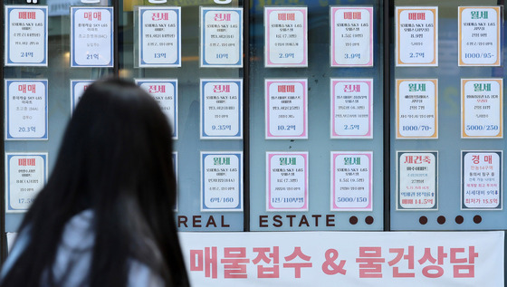 10.15대책 1년, 서울 집값 10.4% 올라...전셋값도 10% 가까이 상승