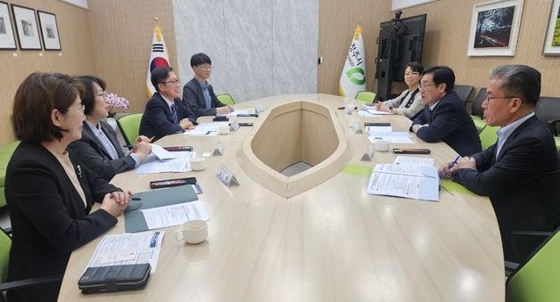 청주시·충북대, 글로컬대학 취소 해법 모색…반환 유예 건의 예정