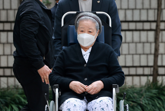 서울고등법원 출석하는 한학자 통일교 총재