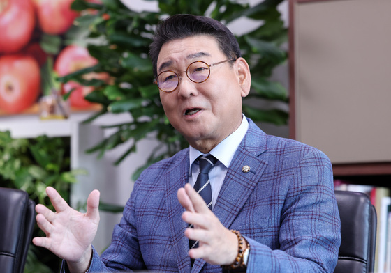 [인터뷰] 김교흥 "자살예방예산, 교통안전의 240분의 1…국가 기금 설치해야"