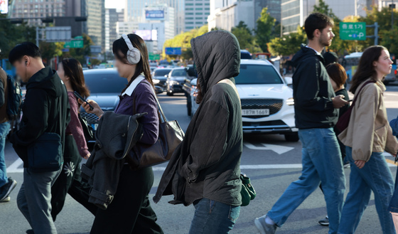 최저 '3도' 쌀쌀한 출근길…일교차 크고 일부 지역 서리·얼음[내일 날씨]