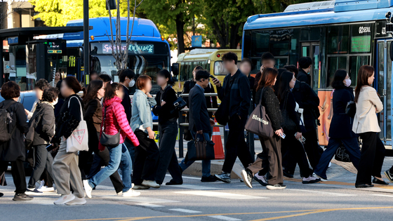 두꺼워진 출근길 복장