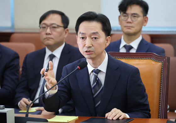 인사청문회 답변하는 김지용 후보자