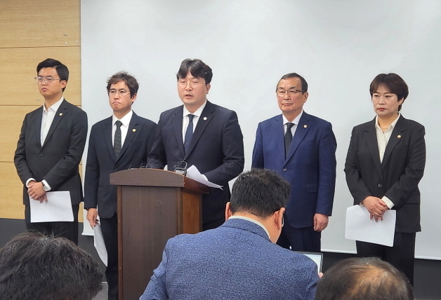 전주시의회 "지방 돈줄 죄는 미래대응기금…정부, 보완책 마련해야"