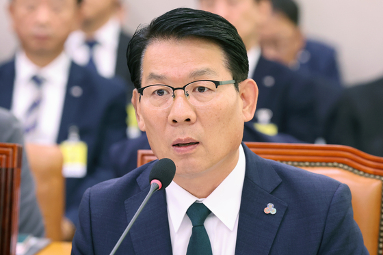 [국감] 답변하는 김인중 한국농어촌공사 사장