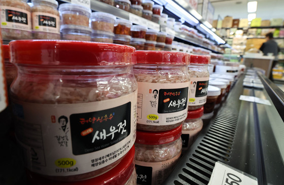 김장철 앞두고 배추·무 가격 안정세…새우젓 30% 넘게 올라