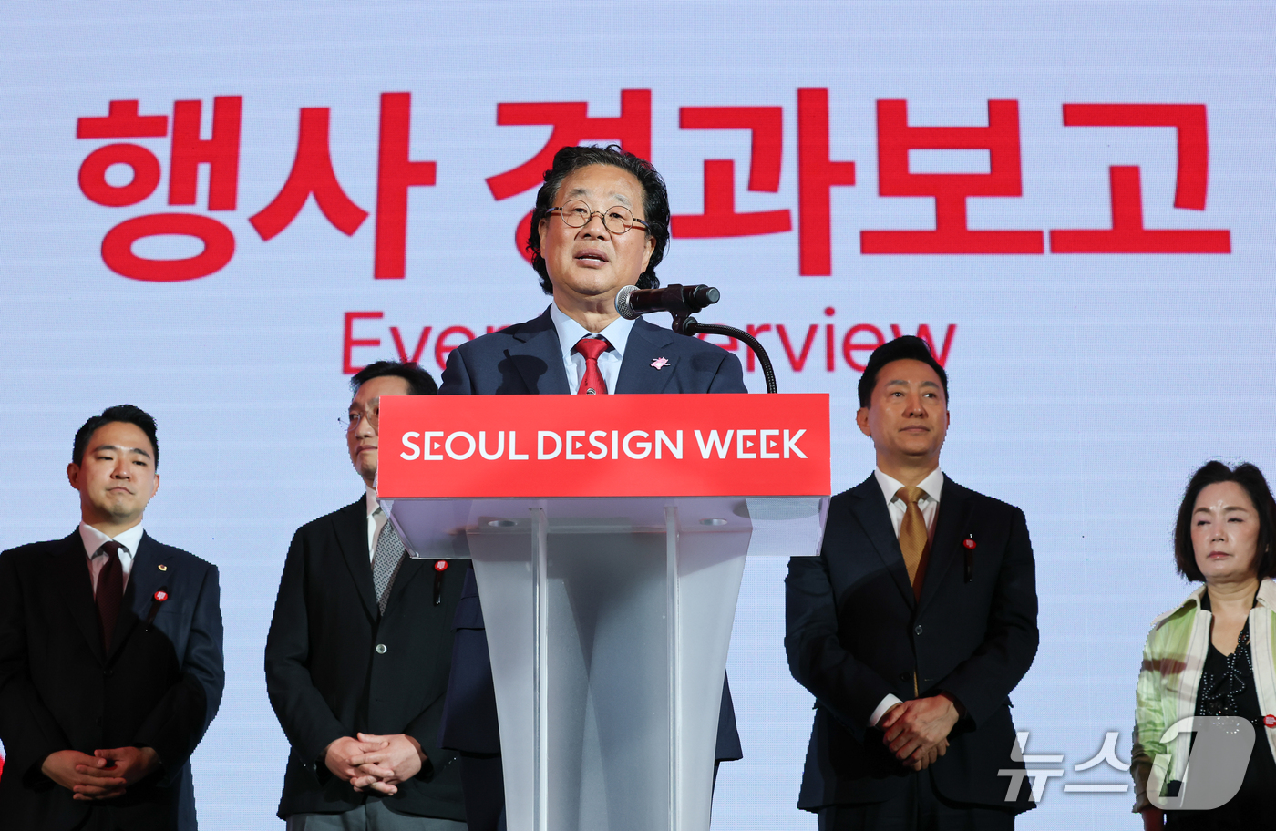 (서울=뉴스1) 안은나 기자 = 차강희 서울디자인재단 대표이사가 14일 서울 동대문디자인플라자(DDP)에서 열린 2026 서울디자인위크 및 서울디자인어워드 개막식에 참석해 경과보고 …