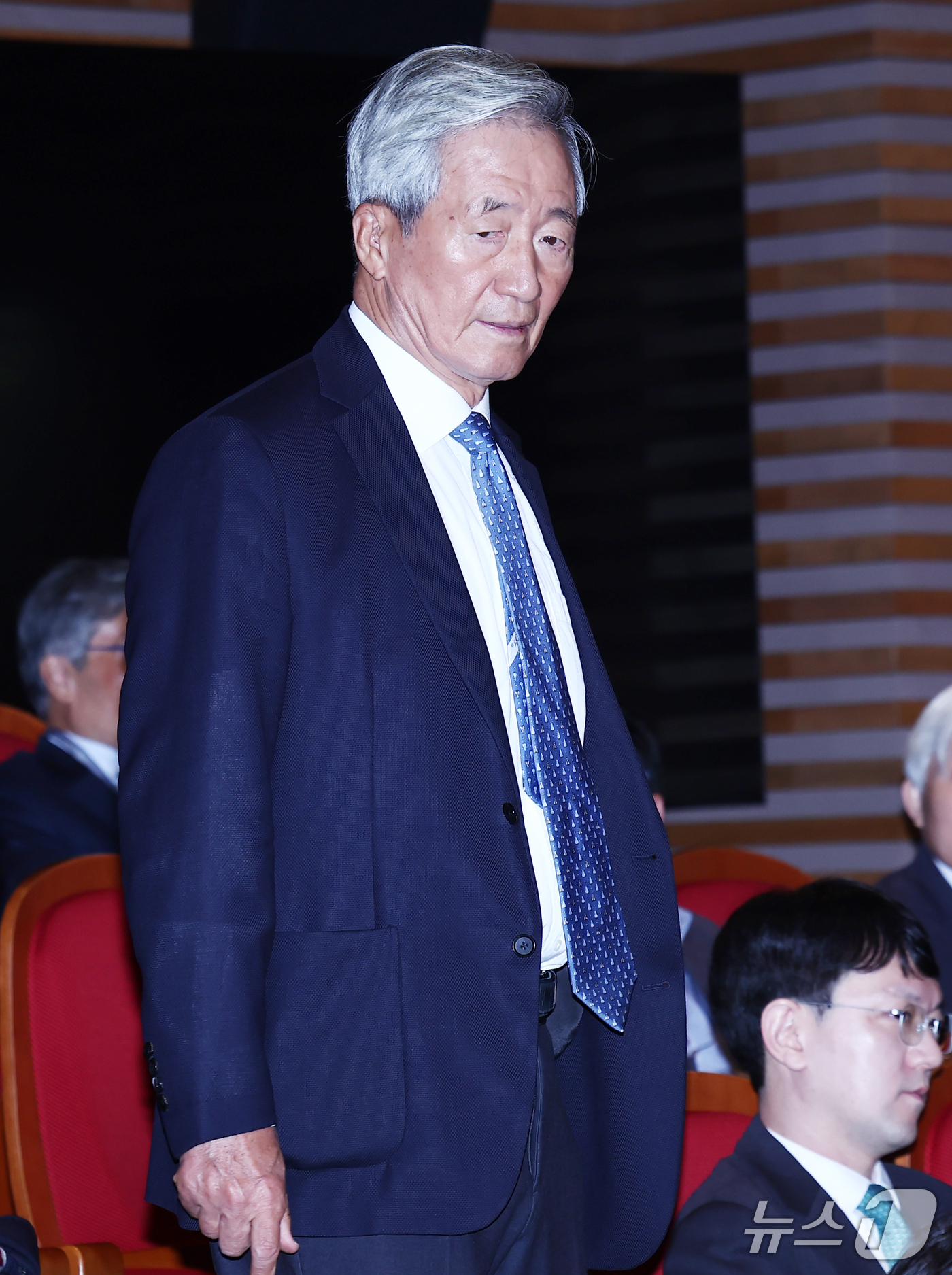 (서울=뉴스1) 김민지 기자 = 정몽준 아산재단 이사장이 14일 서울 종로구 아산정책연구원에서 열린 카멀라 해리스 전 미국 부통령의 아산기념강좌 '미국의 리더십과 동맹의 미래'를 …