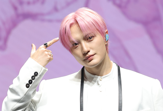이반, 핑크 가이