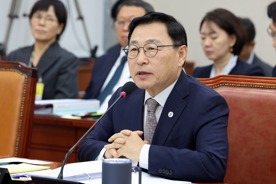 정근식 "서울교육청 내년 1.4조 구멍 우려"…수능 폐지 "2040년 목표"(종합)