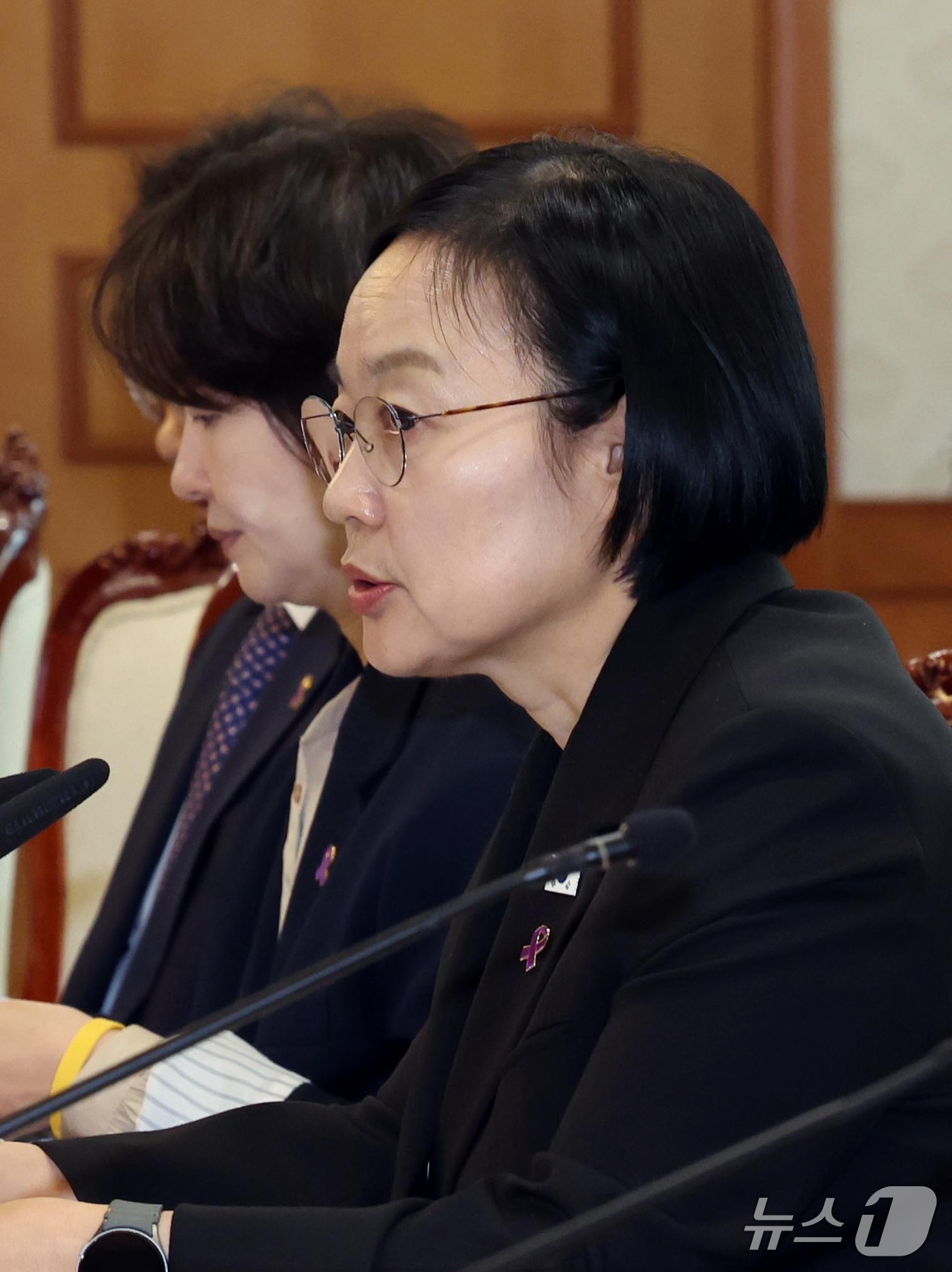 (서울=뉴스1) 이종덕 기자 = 한성숙 국무총리가 14일 서울 종로구 정부서울청사에서 이태원참사 추모위원회 회의를 주재하고 있다.  2026.10.14/뉴스1