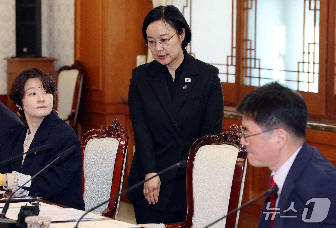 (서울=뉴스1) 이종덕 기자 = 한성숙 국무총리가 14일 서울 종로구 정부서울청사에서 이태원참사 추모위원회 회의에 참석하고 있다. 2026.10.14/뉴스1
