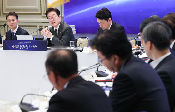 인구전략 비전 선포식 발언하는 이재명 대통령