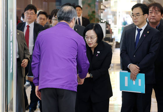 한성숙 국무총리, 이태원참사 유가족 간담회 참석