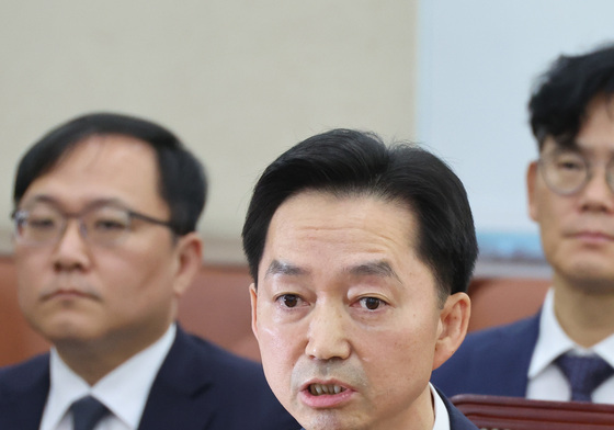 의원 질의 답변하는 김지용 중수청장 후보자