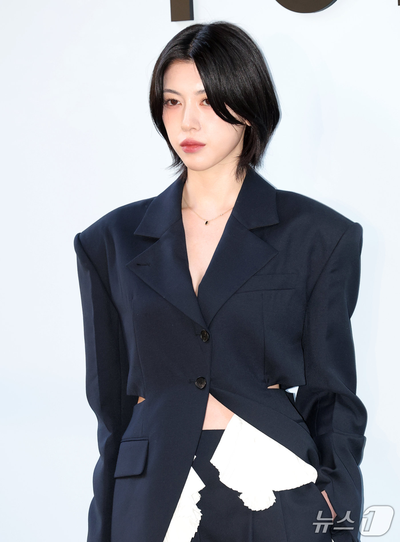 (서울=뉴스1) 권현진 기자 = 배우 미요시 아야카가 14일 서울 용산구 한남동 YCH 플래그십 스토어에서 열린 VIP 프리오프닝 행사에 참석해 포즈를 취하고 있다. 2026.10 …