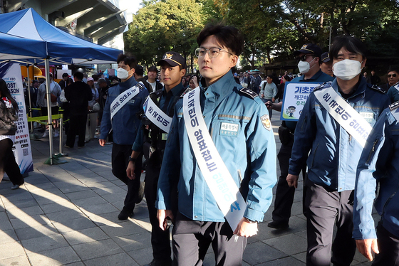 가을야구 암표 잡는다…부정판매 땐 판매액 최대 50배 과징금