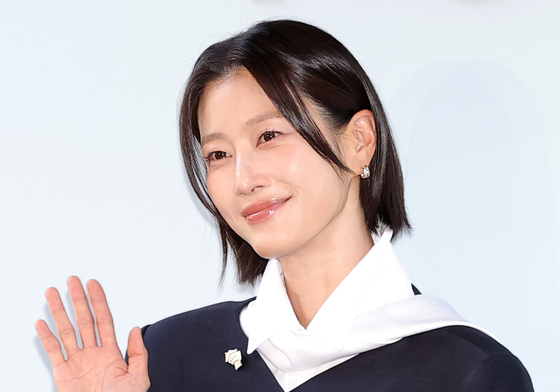 이현이, 빛나는 미소