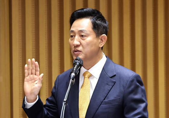 [국감] 증인선서하는 오세훈 서울시장