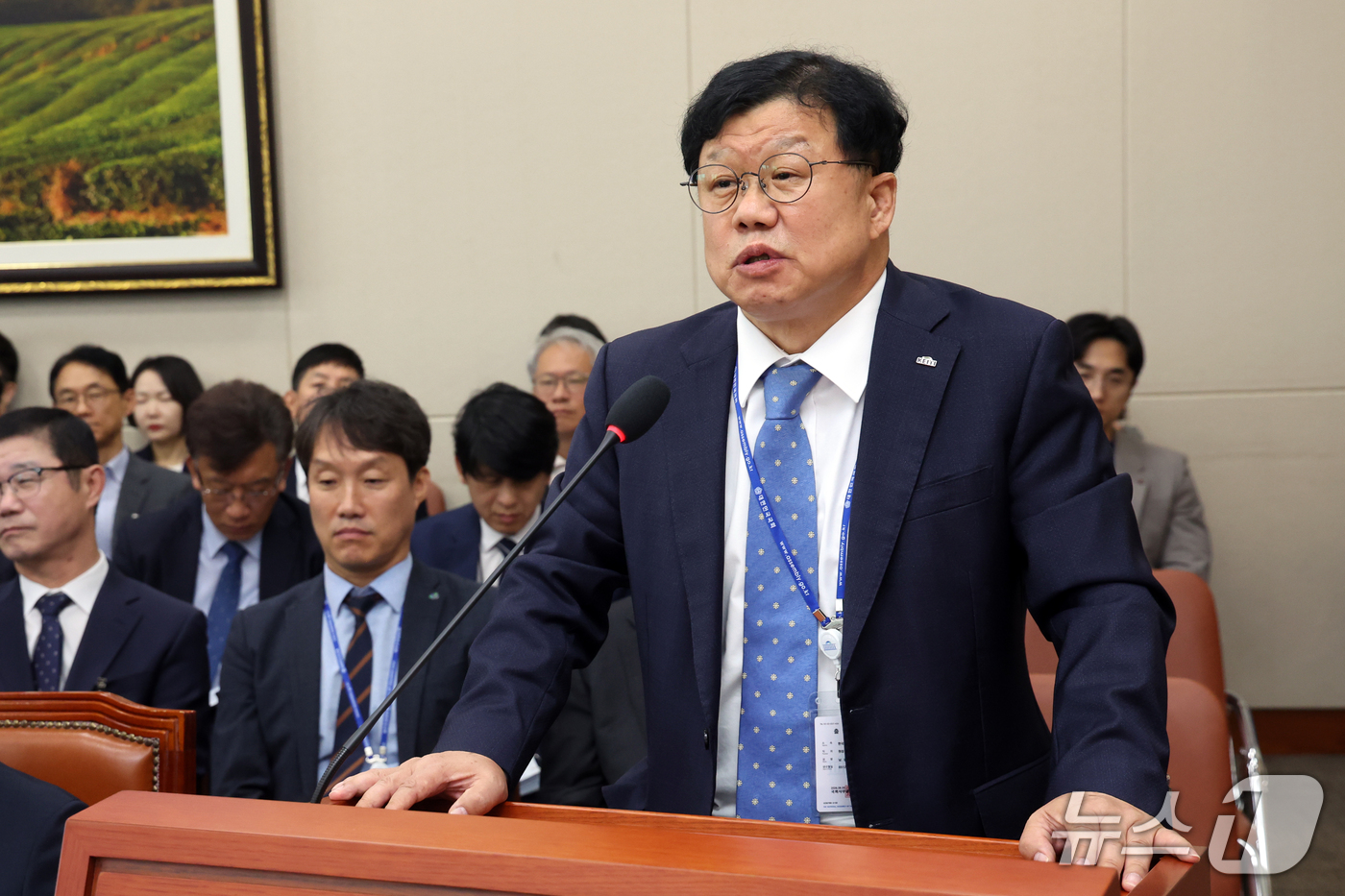 (서울=뉴스1) 황기선 기자 = 남광우 한국환경산업기술원장이 15일 서울 여의도 국회 기후에너지환경노동위원회에서 열린 중앙환경분쟁조정피해구제위원회 등에 대한 국정감사에서 발언을 하 …