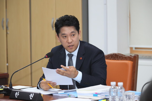 "보여주기식"…1년여 만에 유령된 제주 분산에너지 지원센터