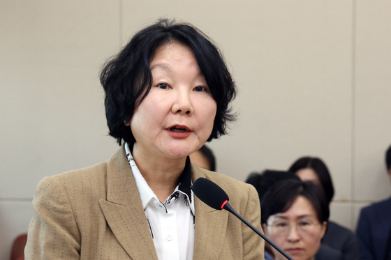 [국감] 업무보고하는 정은해 위원장