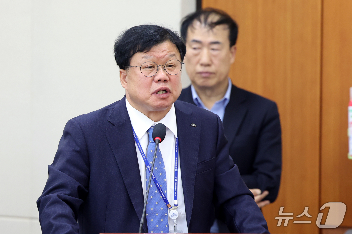 (서울=뉴스1) 황기선 기자 = 남광우 한국환경산업기술원장이 15일 서울 여의도 국회 기후에너지환경노동위원회에서 열린 중앙환경분쟁조정피해구제위원회 등에 대한 국정감사에서 발언을 하 …