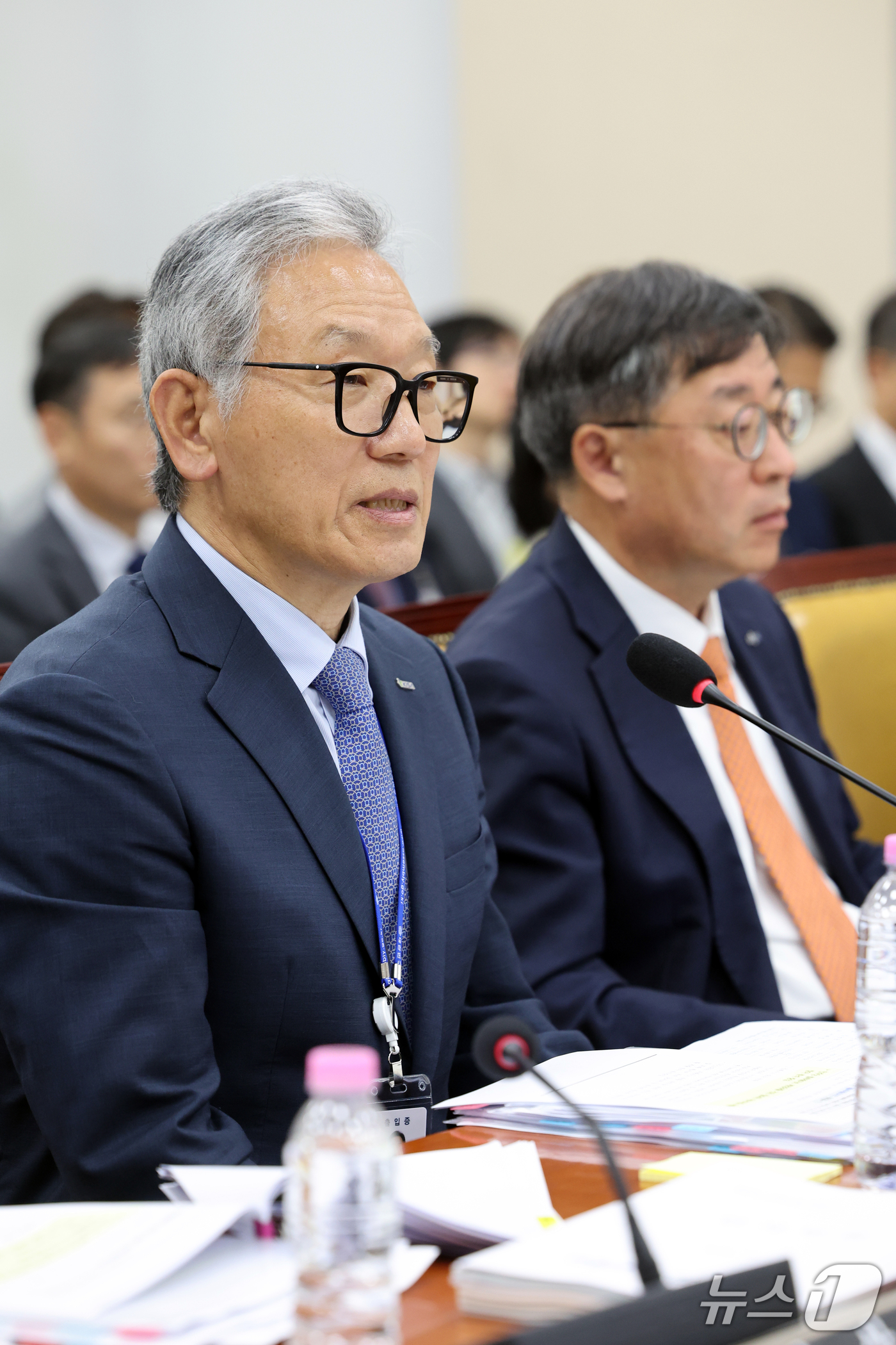 (서울=뉴스1) 황기선 기자 = 이상중 한국인터넷진흥원장이 15일 서울 여의도 국회 과학기술정보방송통신위원회에서 열린 정보통신산업진흥원 등에 대한 국정감사에서 의원 질의에 답하고 …