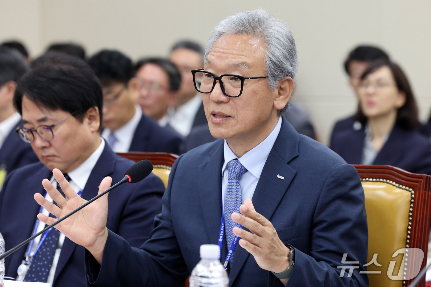 (서울=뉴스1) 황기선 기자 = 이상중 한국인터넷진흥원장이 15일 서울 여의도 국회 과학기술정보방송통신위원회에서 열린 정보통신산업진흥원 등에 대한 국정감사에서 의원 질의에 답하고 …