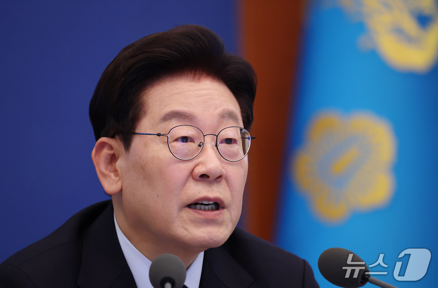 (서울=뉴스1) 이재명 기자 = 이재명 대통령이 15일 청와대에서 열린 수석보좌관회의에서 발언을 하고 있다. 2026.10.15/뉴스1