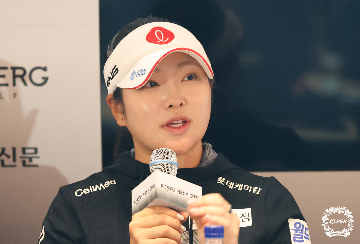 (서울=뉴스1) = 유현조가 15일 경기 이천 H1클럽에서 열린 '아이스버그골프·서울신문 오픈' 공식 기자회견에서 각오를 밝히고 있다. (KLPGA 제공. 재판매 및 DB 금지) …