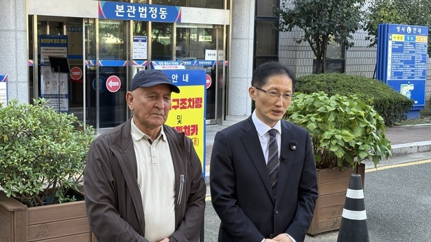 '창원 택시기사 살인사건' 16년 만에 재심…우즈벡인 형 집행 정지
