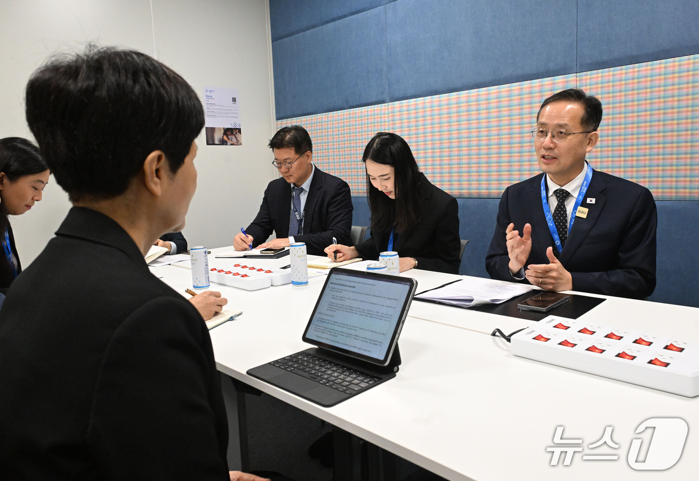 (서울=뉴스1) = 국제통화기금(IMF)·세계은행 연차총회와 주요 20개국(G20)·주요 7개국(G7) 재무장관회의에 참석하기 위해 태국 방콕을 방문중인 이형일 부총리 겸 재정경제 …
