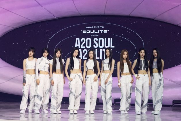 '이수만 총괄 제작' A2O 소울·A2O 라이트, 韓·中 차트 1위 '돌풍'