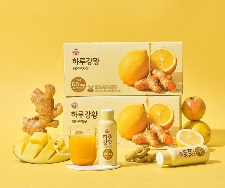 본문 이미지 - '하루강황 레몬진저샷' 사진.(오뚜기 제공)